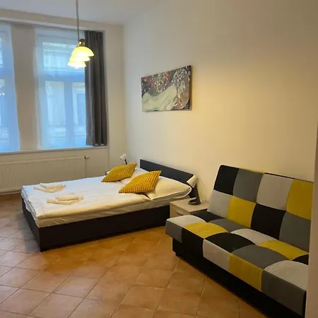 Ai Due Mondi Apartment *