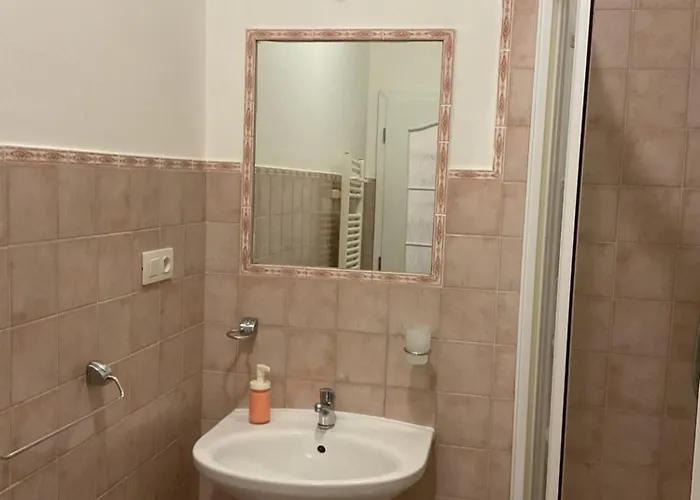 Ai Due Mondi